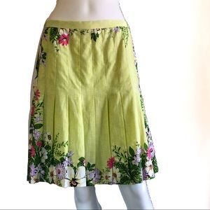 🥈Ann Taylor LOFT Floral Skirt